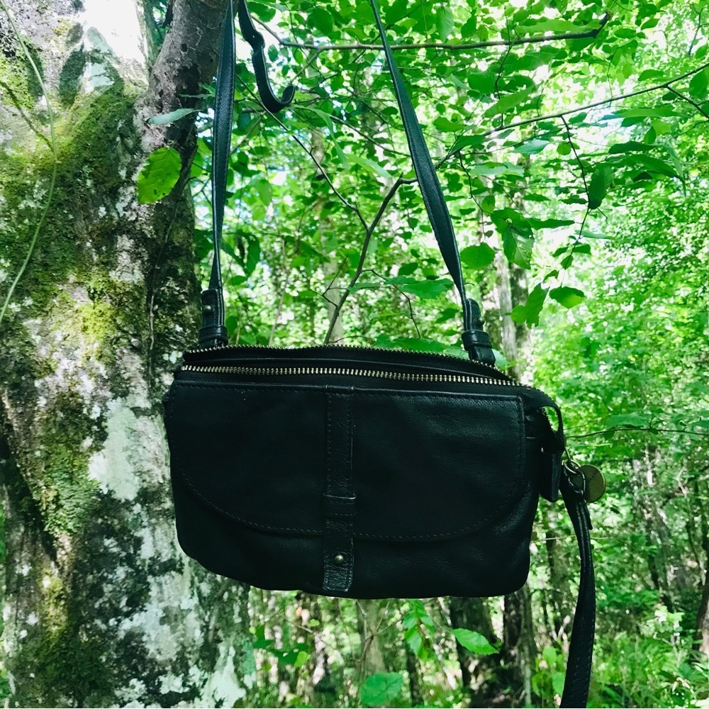 Lucky Brand Black Crossbody Bag Practical Everyday Essential
